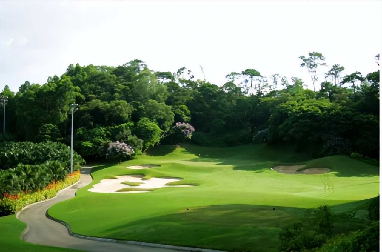 全世界最长的18洞高尔夫球场,24洞高尔夫球场