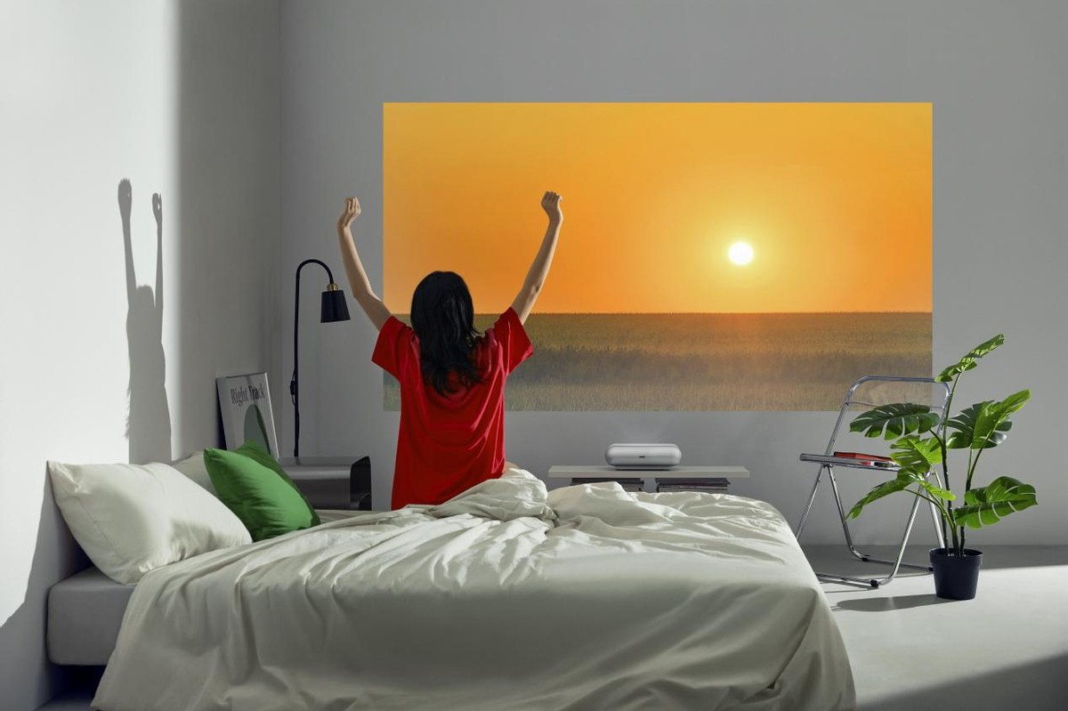 坚果o1s超短焦投影,坚果o1s最大可以投影多大尺寸