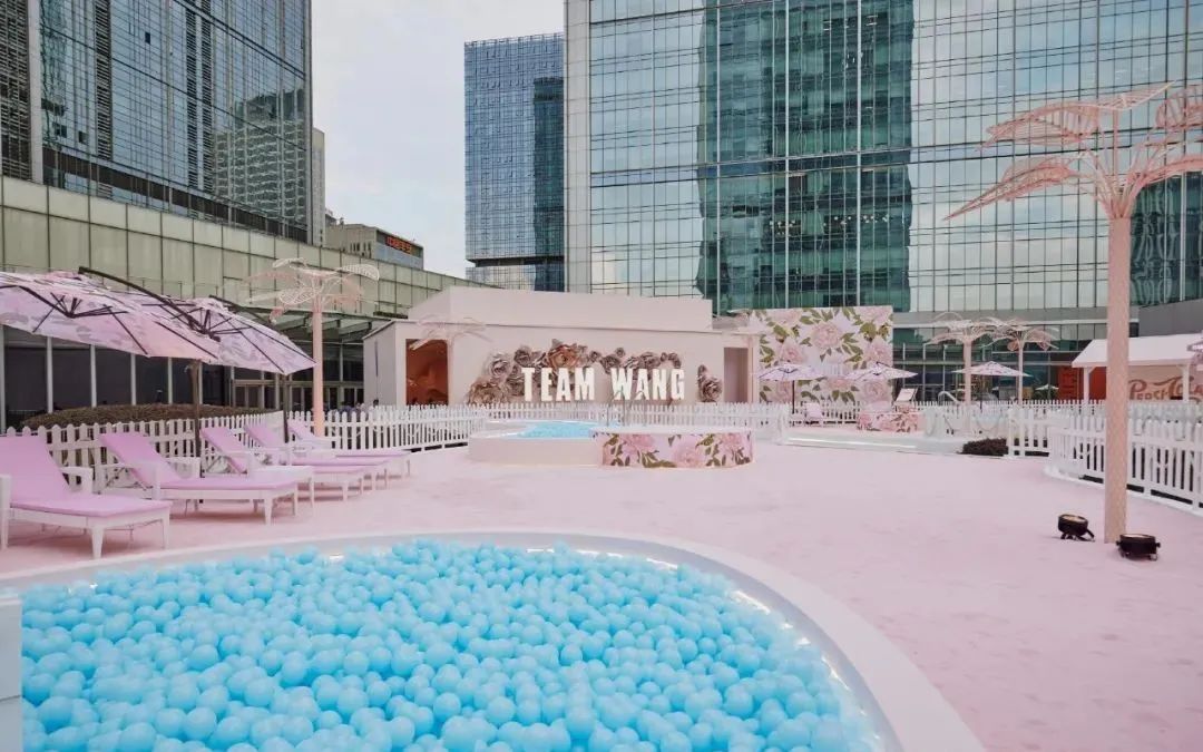 同样是快闪店,看燕京啤酒、PUMA、唐老鸭5大品牌如何玩出新高度