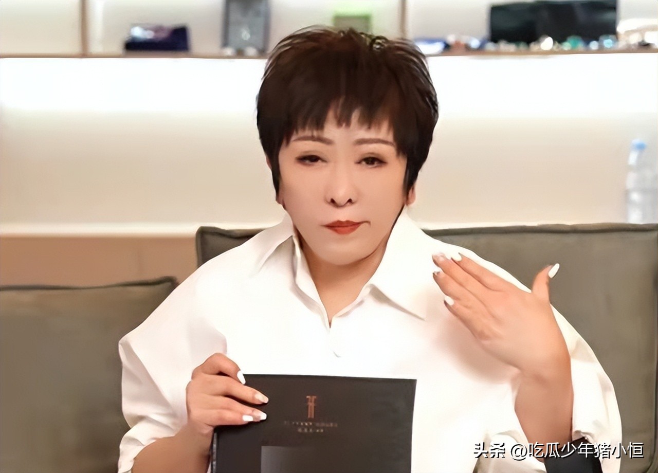 张兰吐槽宝格丽全程,张兰点评向太