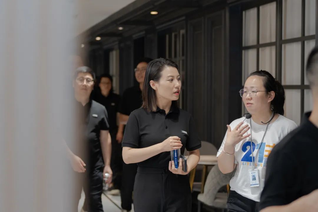 参观交流|杭州市装协携中博装饰一行参访千思