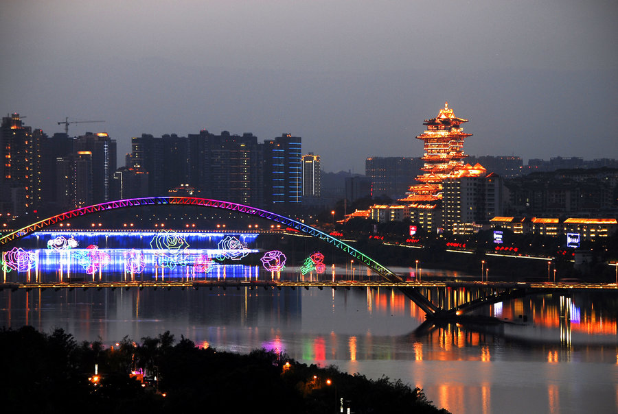 摩托飞机？农民理发师发明陆空两用飞机，飞行高度可达3500米