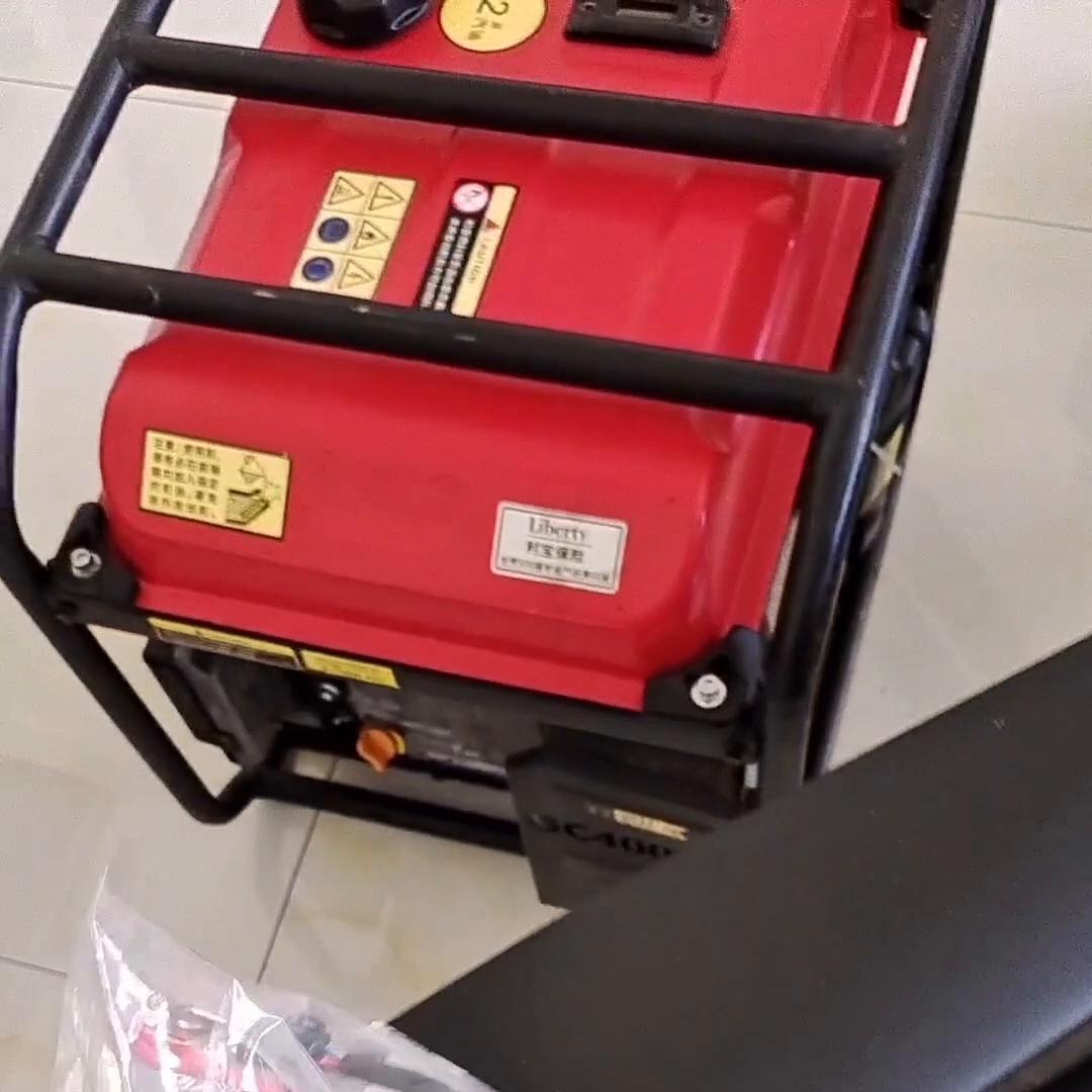 极飞p100电池插上不能开机,极飞p100电池红灯双闪