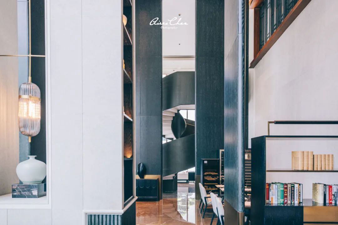 它是岭南花园的代表作，更是华南洲际的新旗舰