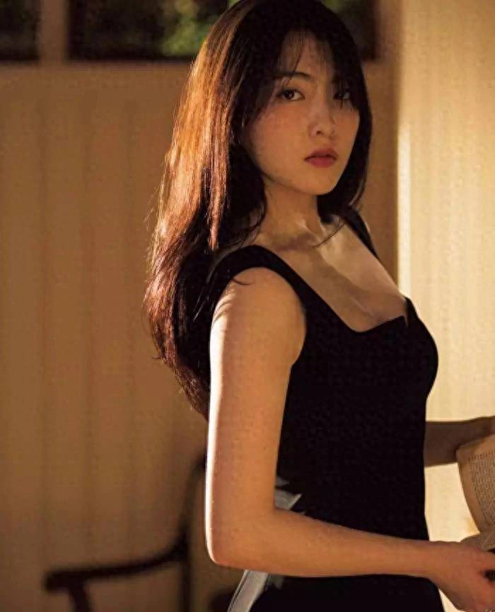 日本高颜值女性内衣,日本女明星中村安