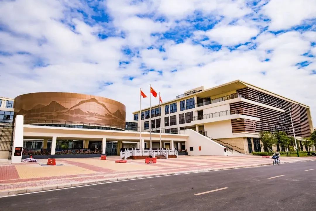 广西民族大学行政管理专业考研,广西师大行政管理考研