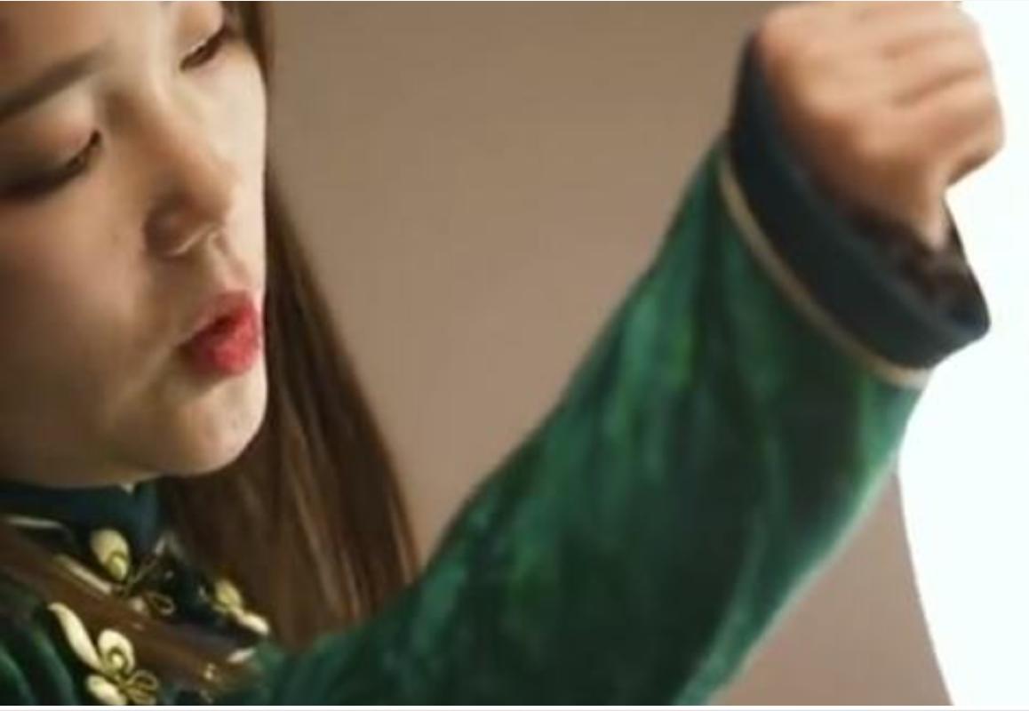 95后寿衣模特淘宝店叫什么名字,95后淘宝寿衣女模特