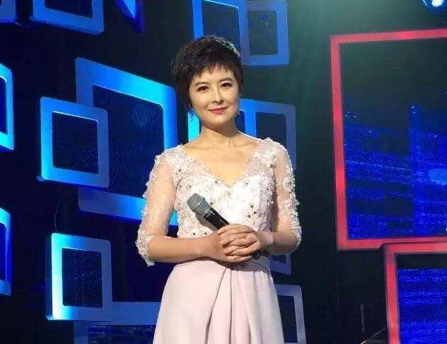 张泉灵辞职央视后，转行做投资人，投资“二混子”147万赚了1.2亿