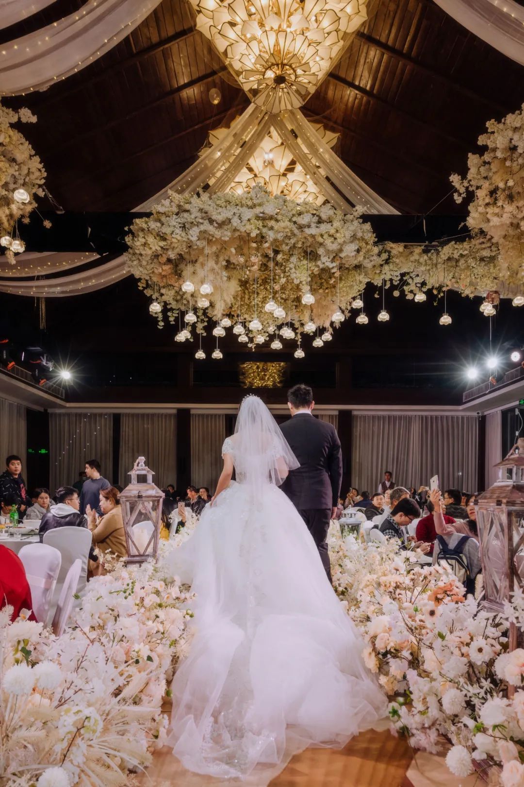 给你们分享婚礼最感动的时刻,每一场婚礼都应该这样美好而幸福