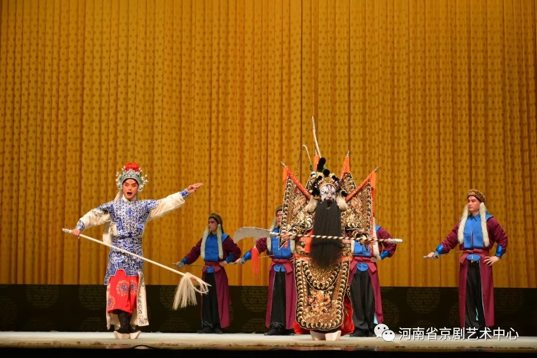 京剧状元媒望江亭选段万晓慧演唱,京剧名家晚会直播