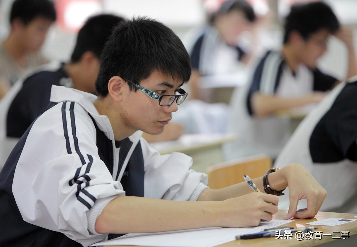 高考600分能上什么大学985,高考600分的成绩真的很耀眼