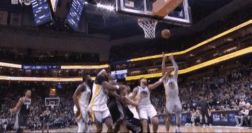 追梦防守小萨,追梦肘击小萨