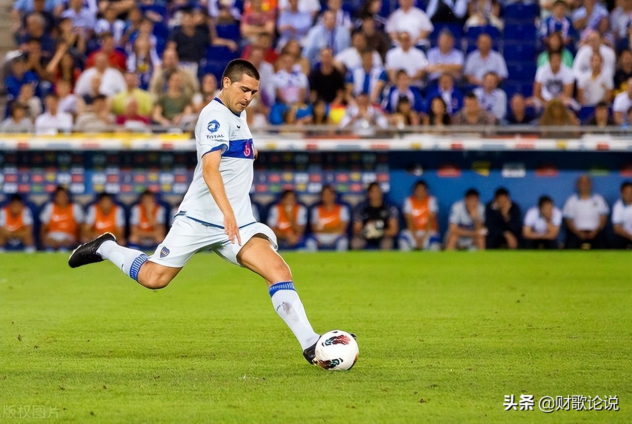 曼城比利时中场指挥官,足球中场指挥官排名