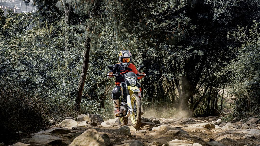 宗申250x越野能上路吗,宗申250x真实测评