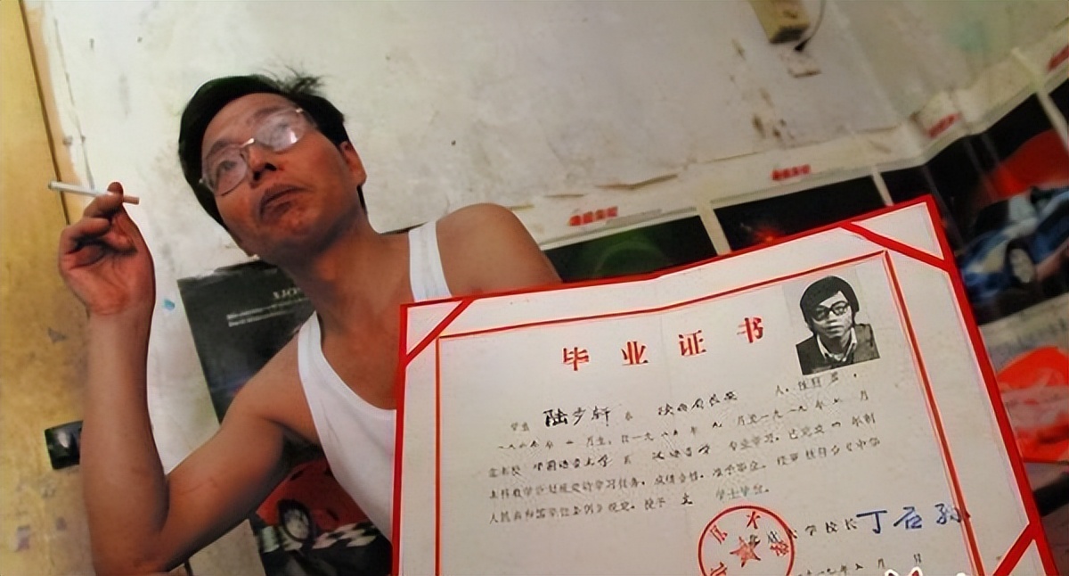 北大毕业生卖猪肉现状,北大屠夫卖肉一年赚多少钱