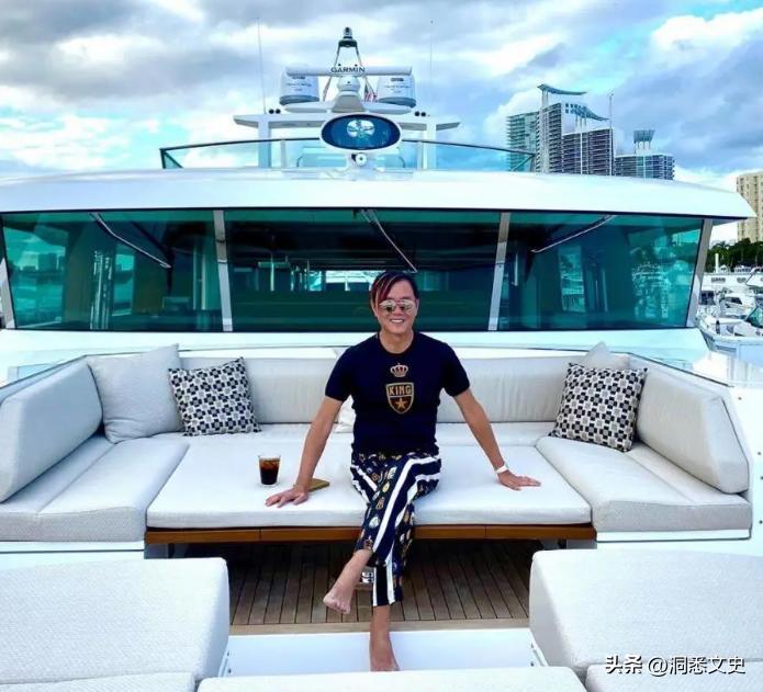 1983赌王别墅的劳斯莱斯,澳门赌王娶第一美女