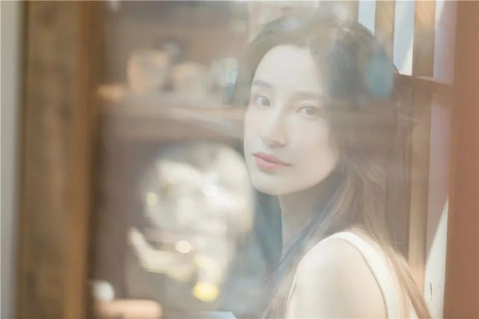 央视主持人马凡舒模特,央视主持人马凡舒微博