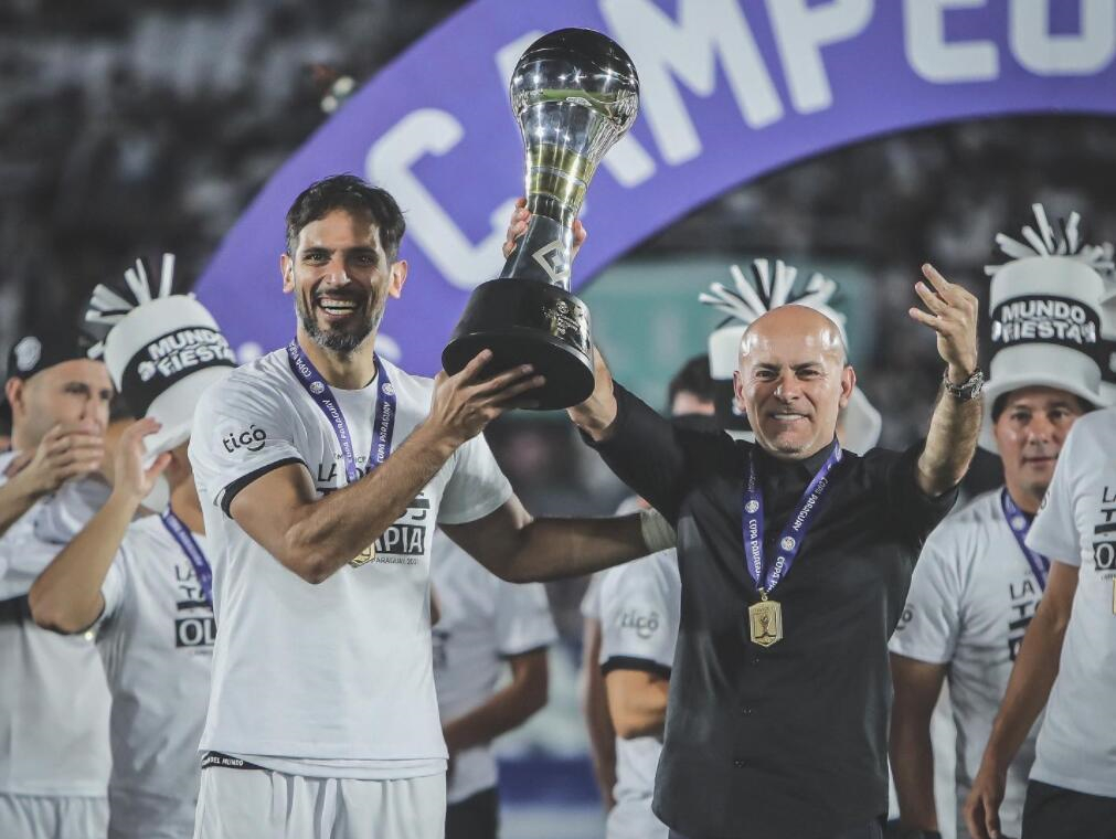 40岁老将进球,40多岁还在踢球的球员