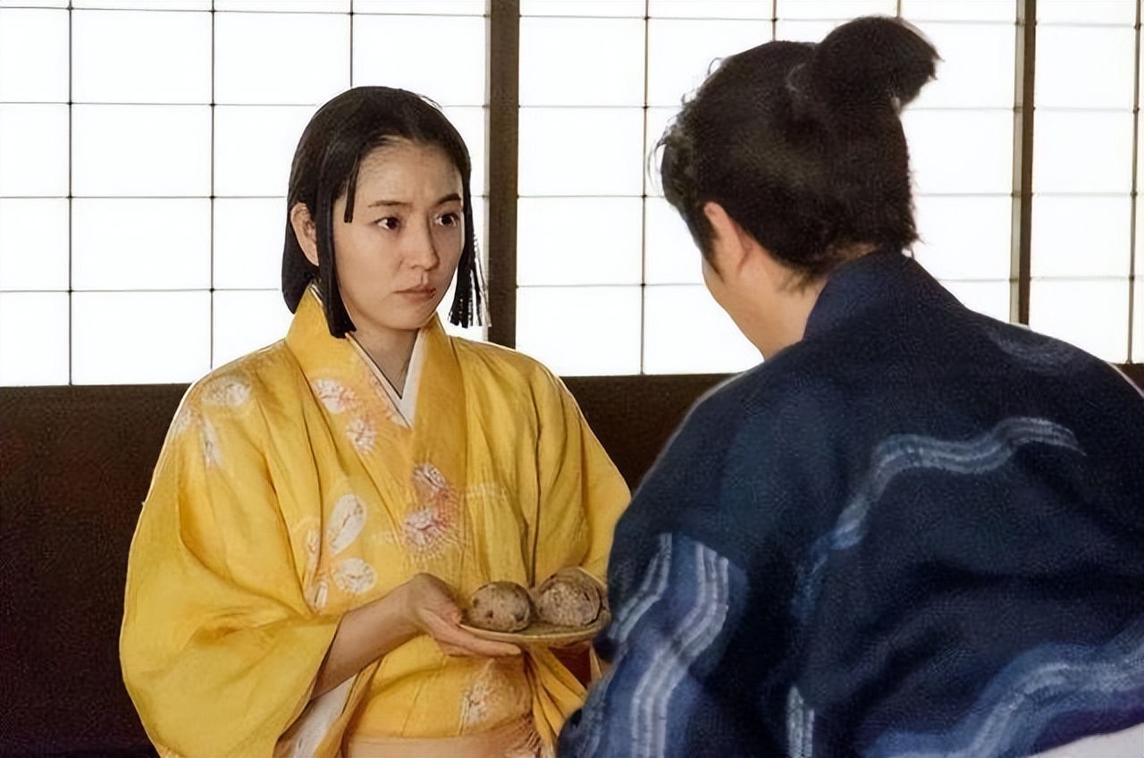 日本奇葩陋习“夜爬”，为了人口繁衍不择手段，上世纪才被废止