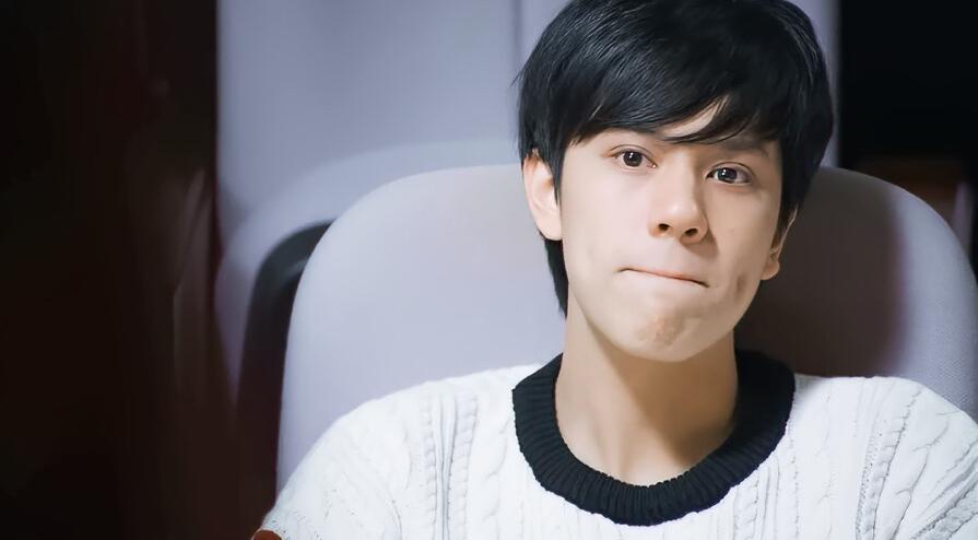 他泰一眼万年的外观2:南农的酒窝,呆的喉结,普明的耳边痣