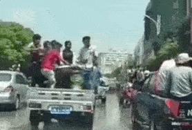 去云南过泼水节要注意什么,第一次过云南泼水节