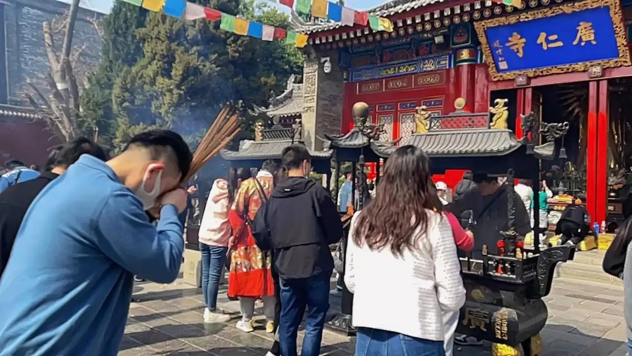 算卦命理不合有破解办法吗,去算卦的人到底是信命还是不信命