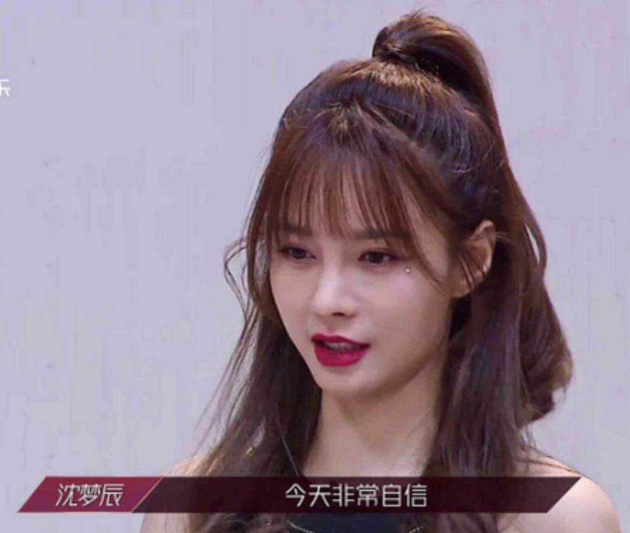 素颜是灾难，化妆是整容，这9位女明星的真实颜值，前后反差巨大