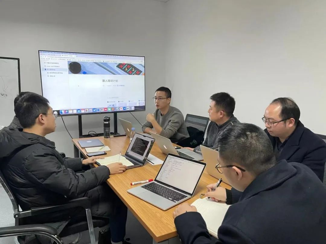 主题教育劳模先进在行动乘风破浪的电信人（第二期）