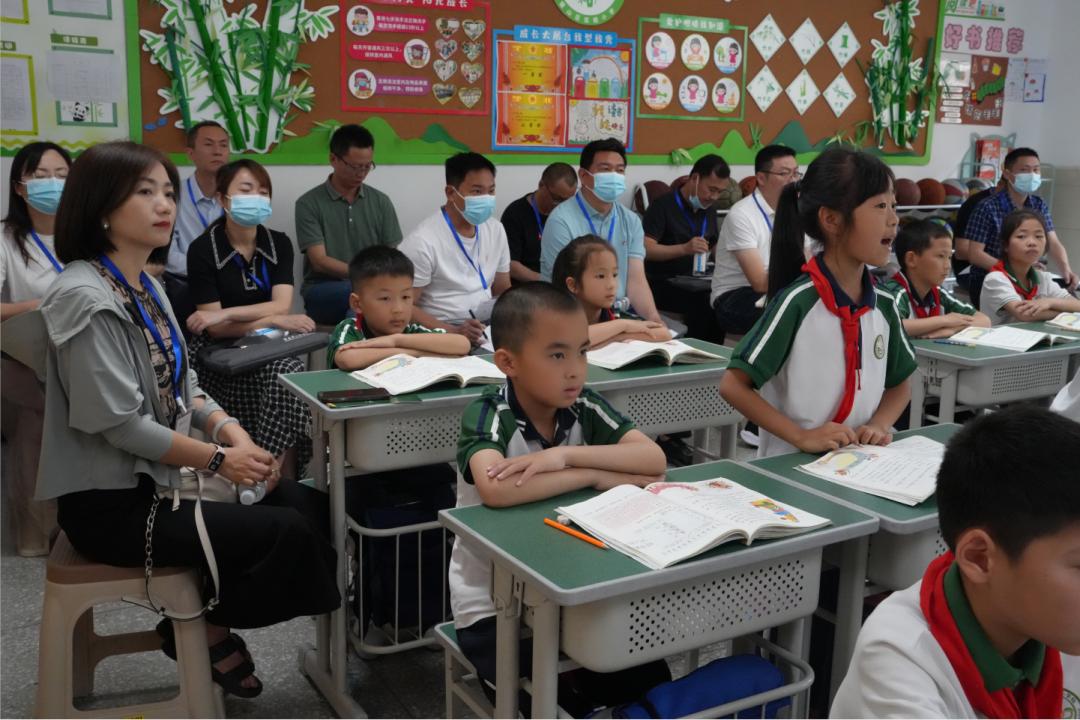 结对共建促交流同心共融谋发展,校际交流促成长携手同创