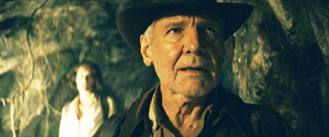 碟中谍7阿汤哥有多拼,碟中谍7阿汤哥上演惊险飞行