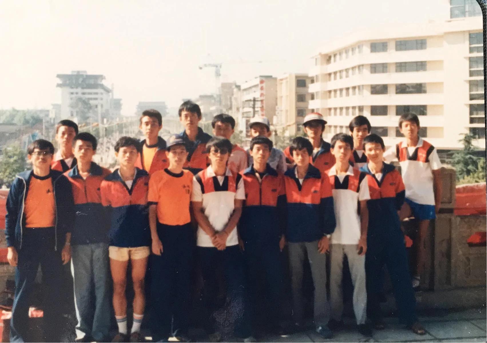 我和足球的故事短视频,回顾中国足球2002世界杯