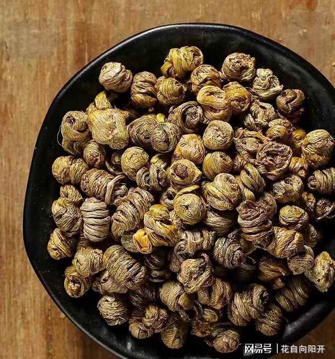 石斛的正确吃法大全,石斛的正确吃法与作用