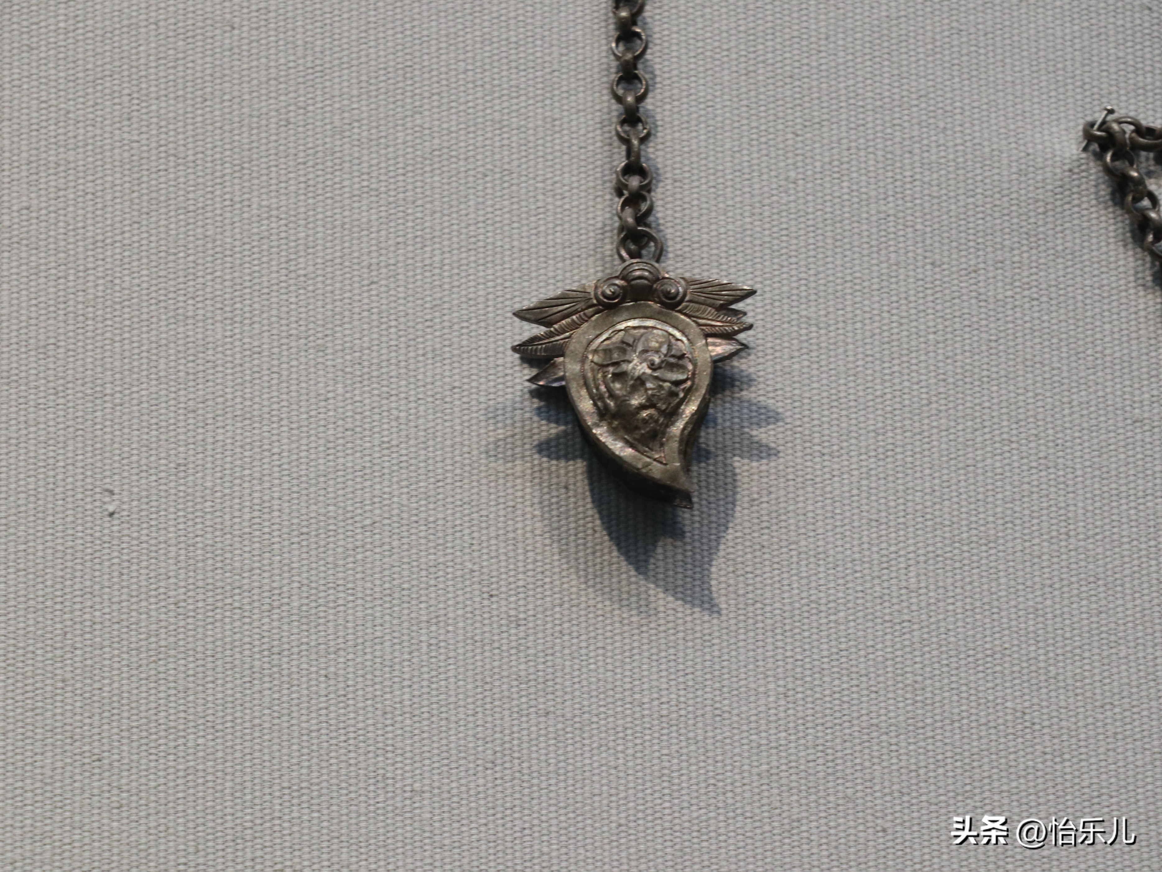 云南最著名的银饰,云南银饰元素