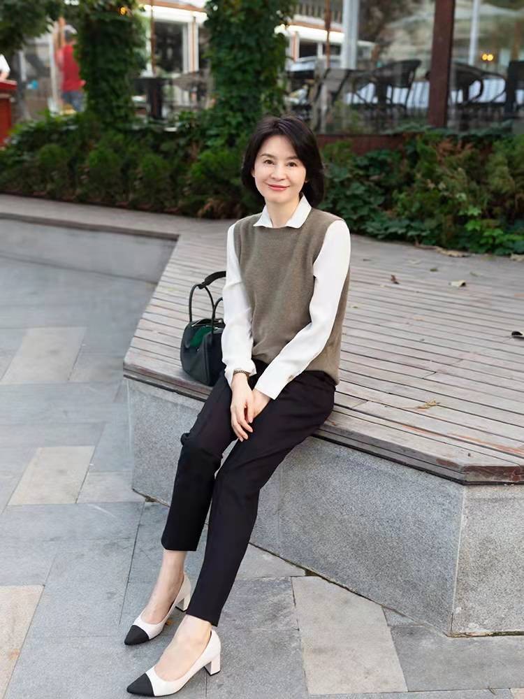 冬天马甲怎么穿搭才好看,马甲什么时候穿怎么搭配