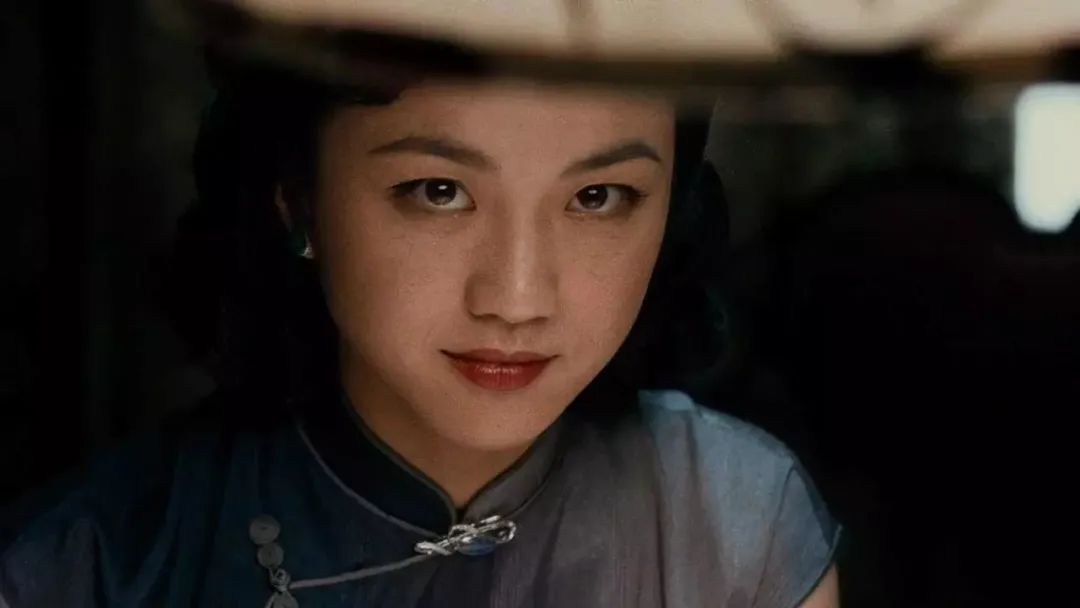 今天才明白《色，戒》最懂成年人的戏，不是在床上