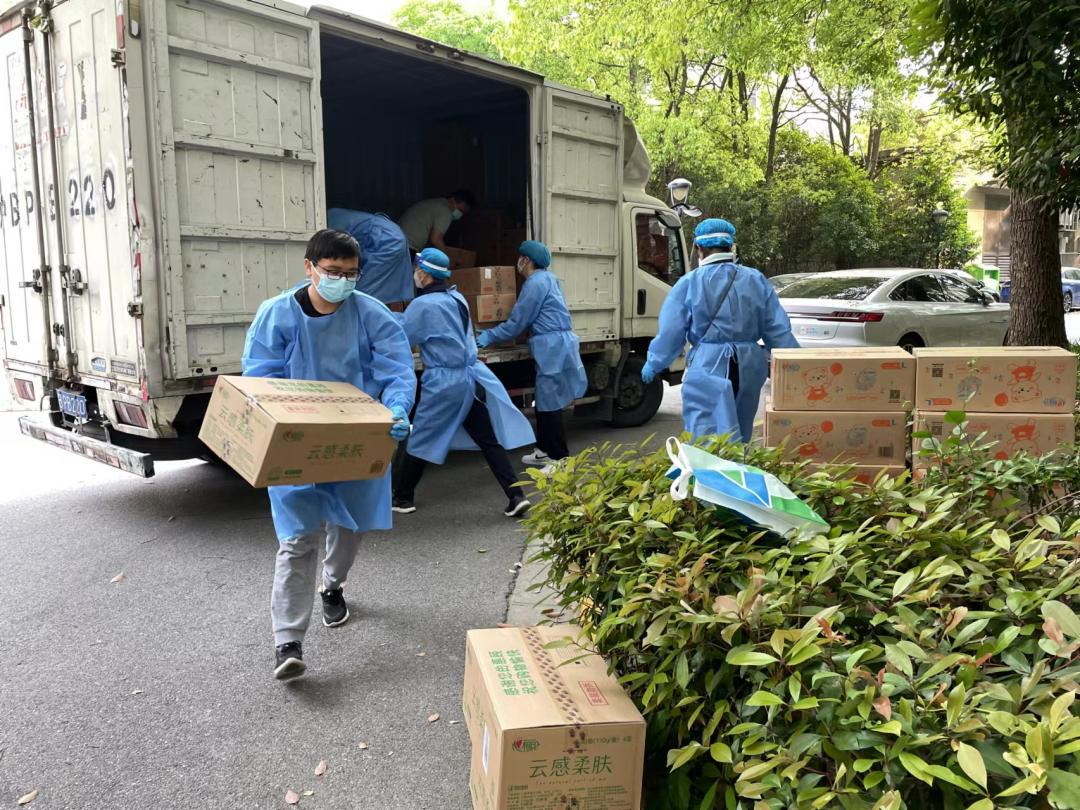 纸尿裤告急？起送份数高成不了团？全区团购走起！