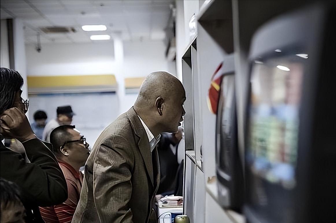 单日换手率25%意味着什么,连续几天换手率30以上意味着什么