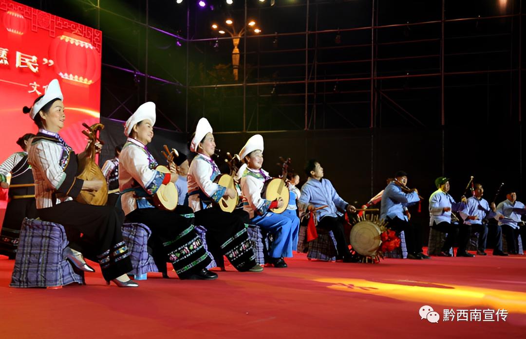 黔西南州布依族和苗族穿戴区别,兴义旅游布依族传统服饰