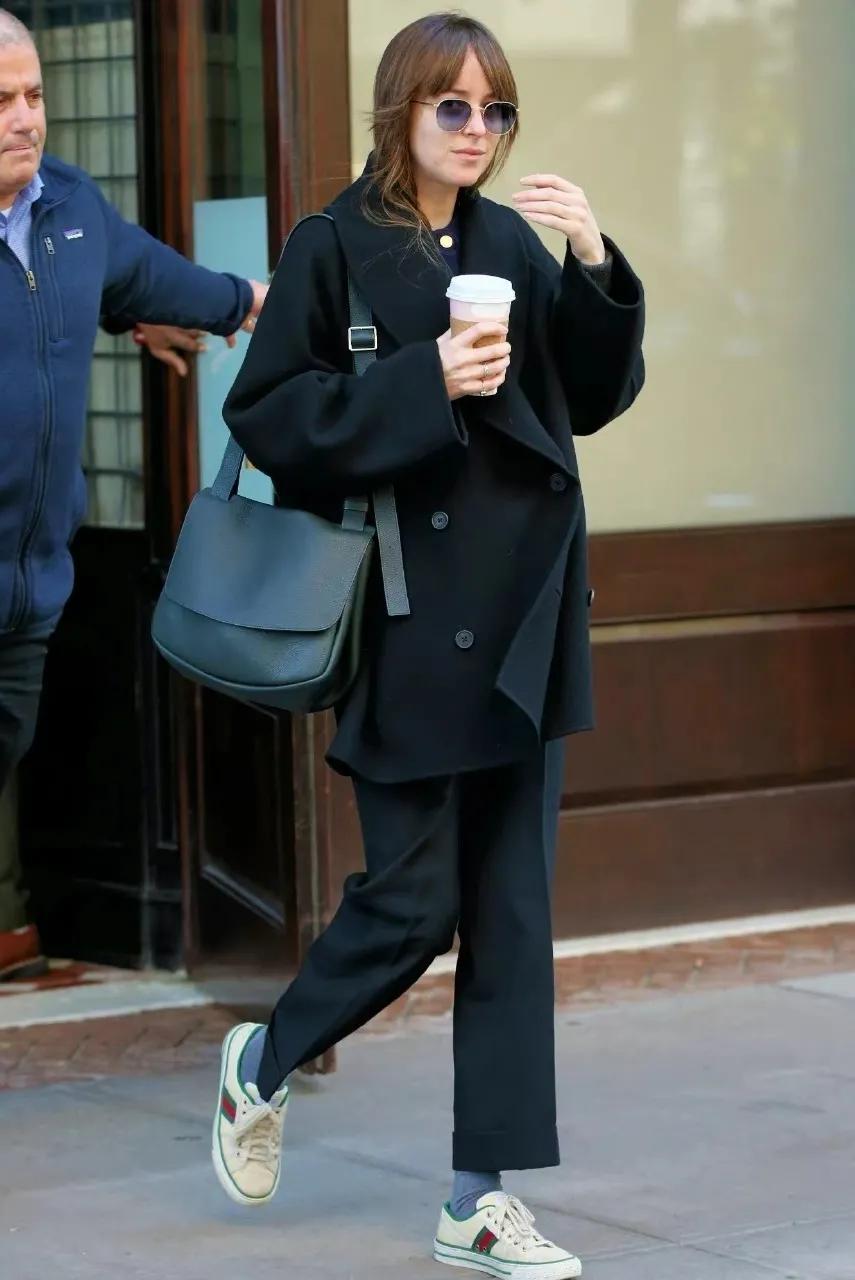 冬天买什么大衣好看耐穿,适合冬天的大衣推荐