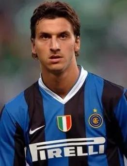 足坛“大奉先”——伊布小传