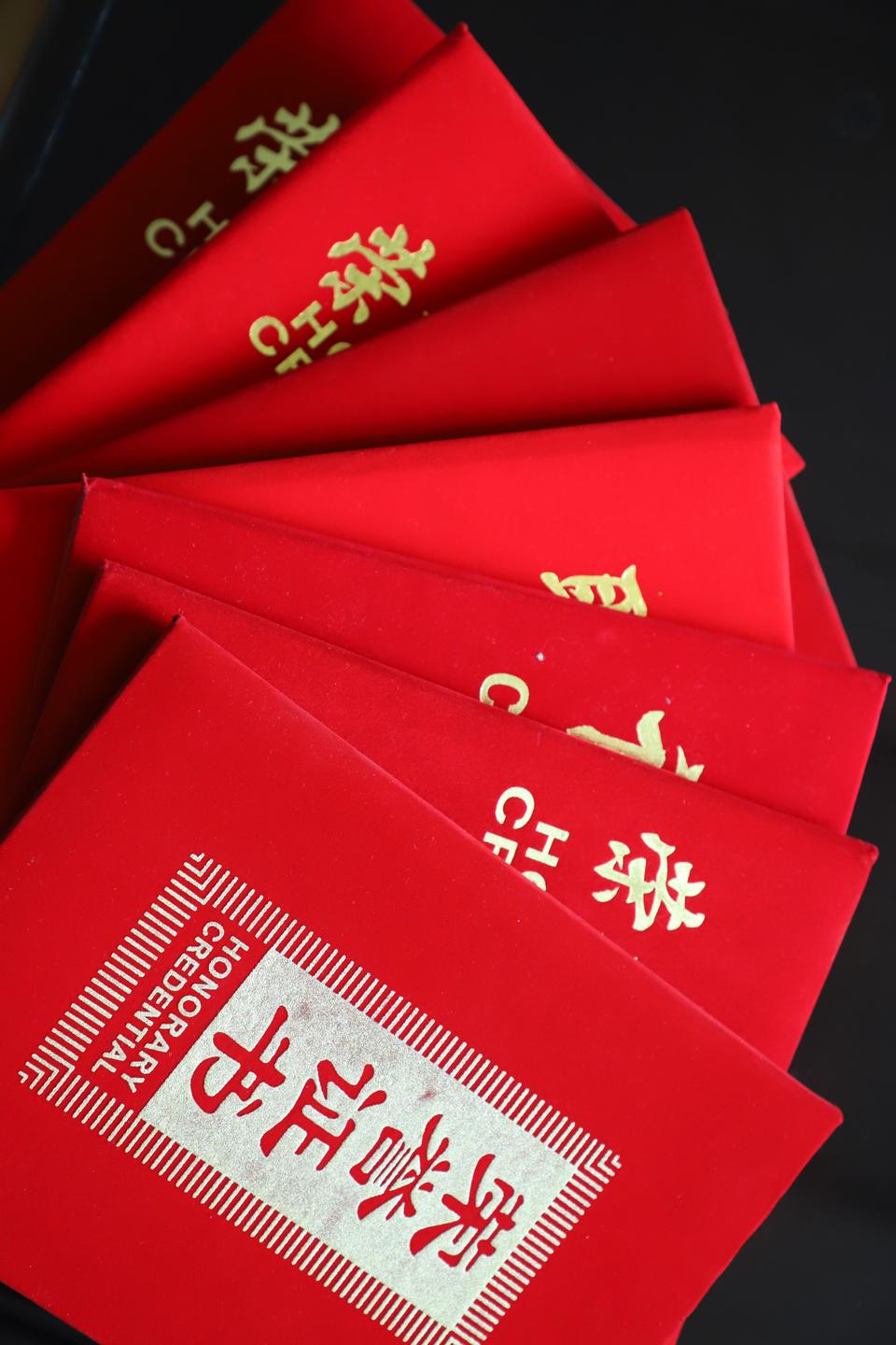 卜发荣和他的“奇石”情结