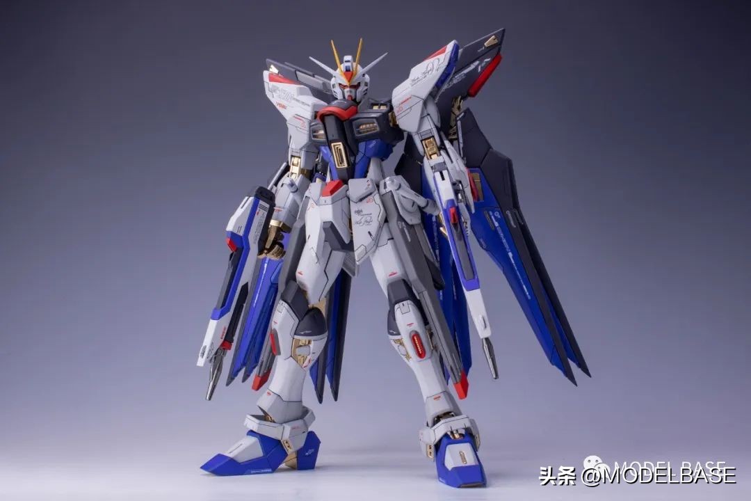 万代mg巴巴托斯喷涂场景重现,万代mgex强袭自由板件