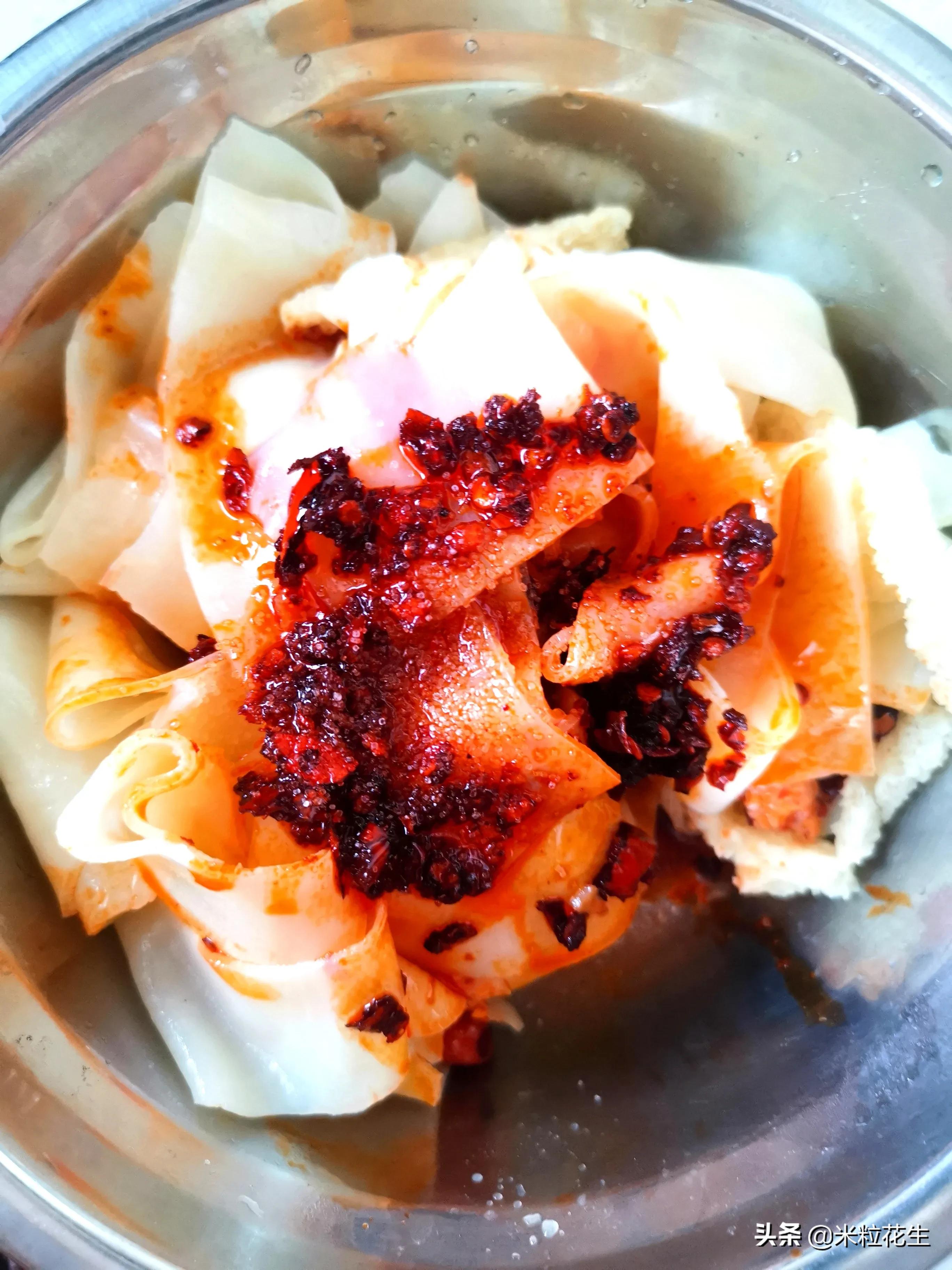 麻酱凉拌凉皮的做法,凉拌凉皮的制作方法