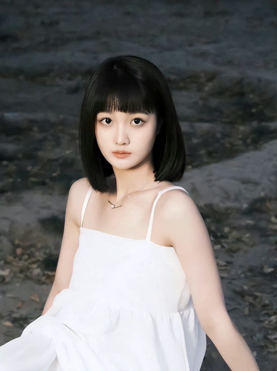 2天10个瓜，离婚、名导移民、恋情曝光、双双出轨…个个都是大瓜