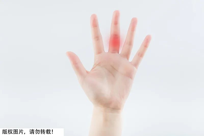 手指掰出咔咔声会得关节炎吗,关节掰得咔咔响会导致关节炎吗