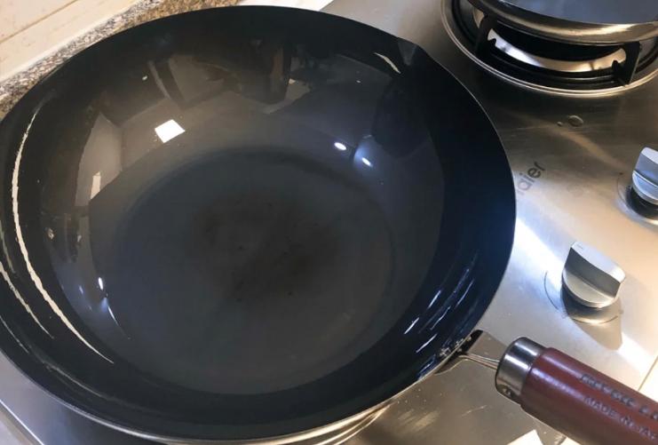 跌落神坛的4种锅具,盘点那些跟风买的锅具
