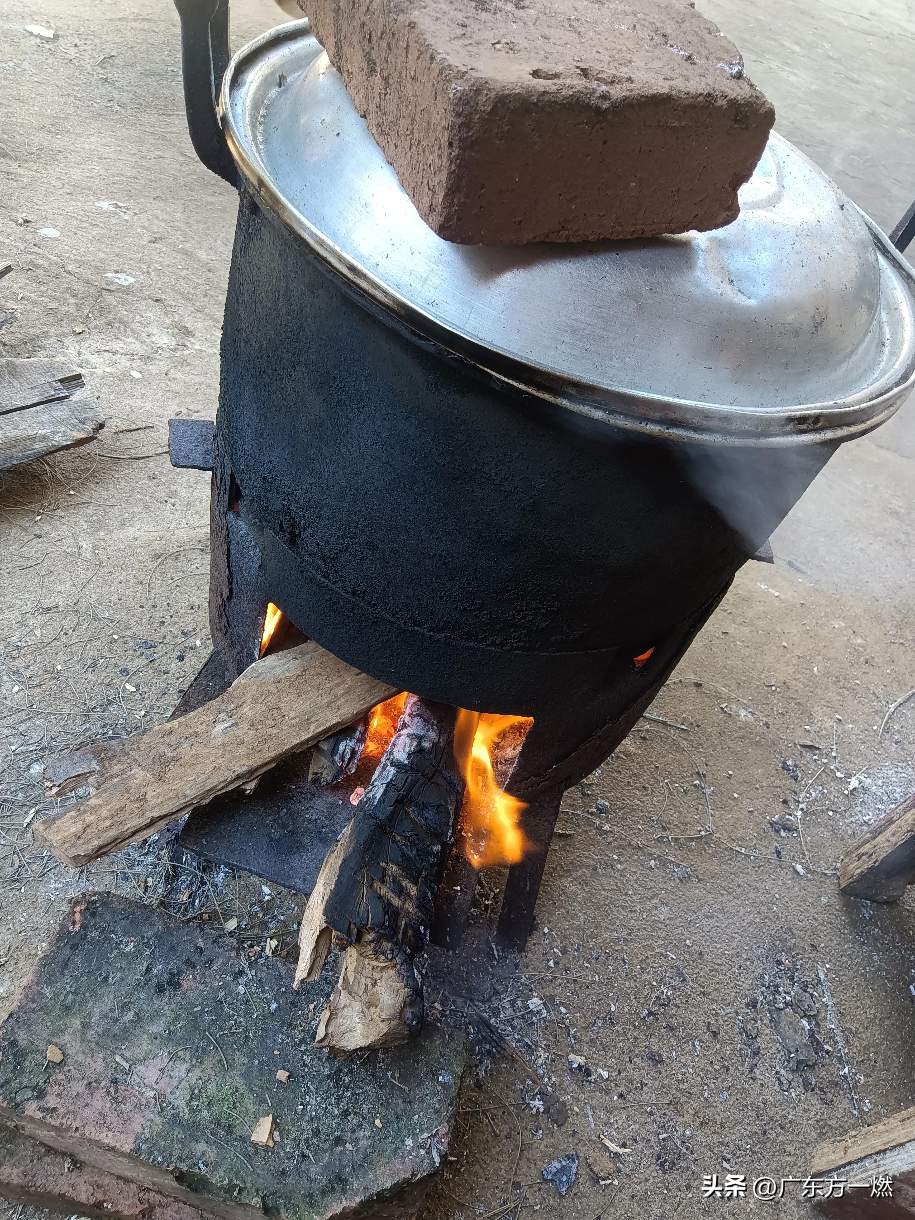 放弃月入15000去摆地摊,有月入8000的工作还要摆地摊吗