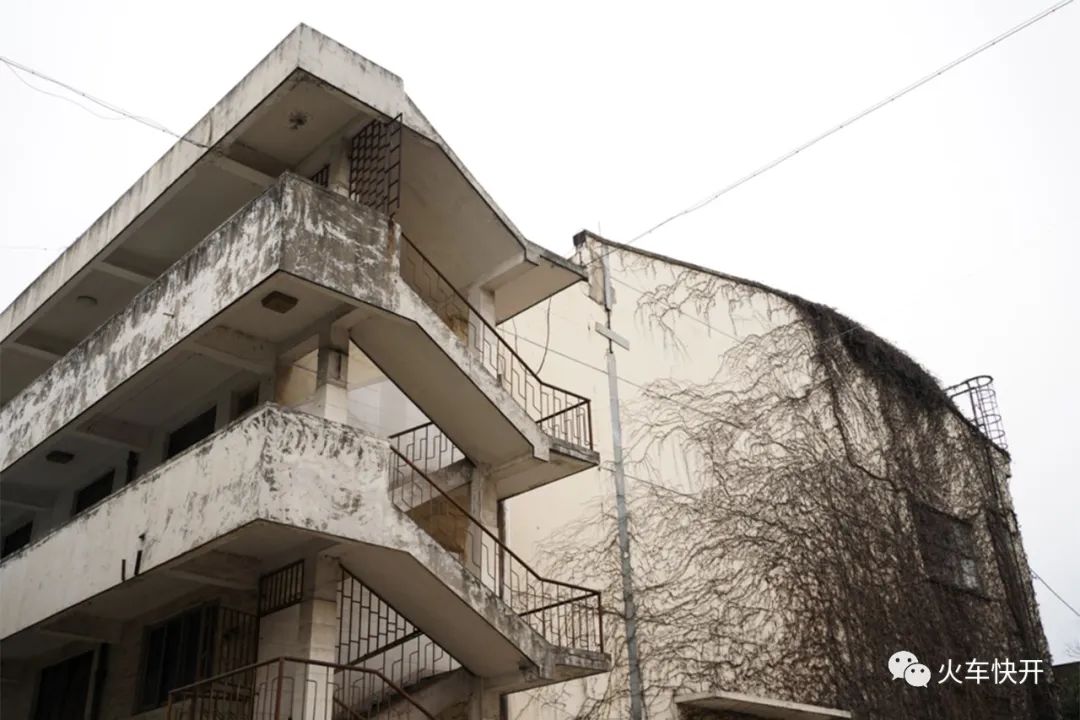 百年西站｜今天值得纪念：南京西站停止所有客运业务10周年了