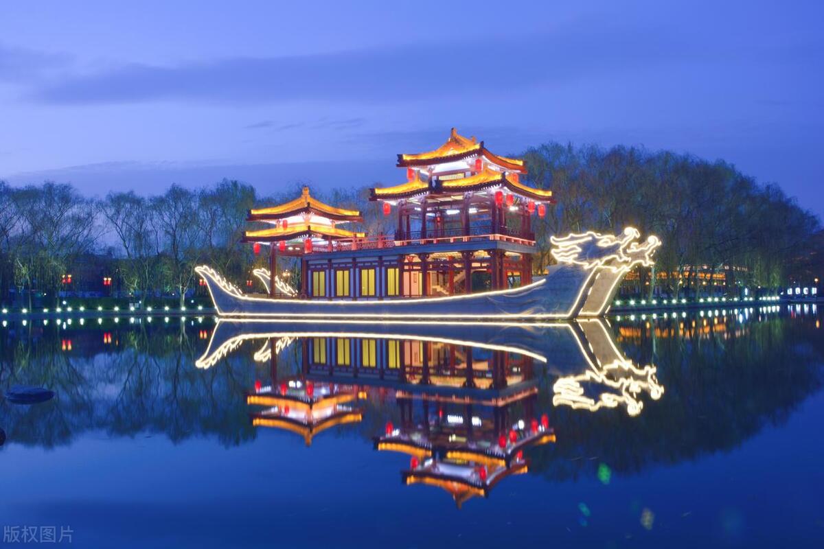 西安7日游攻略住宿便宜,西安华山一日游住宿价格