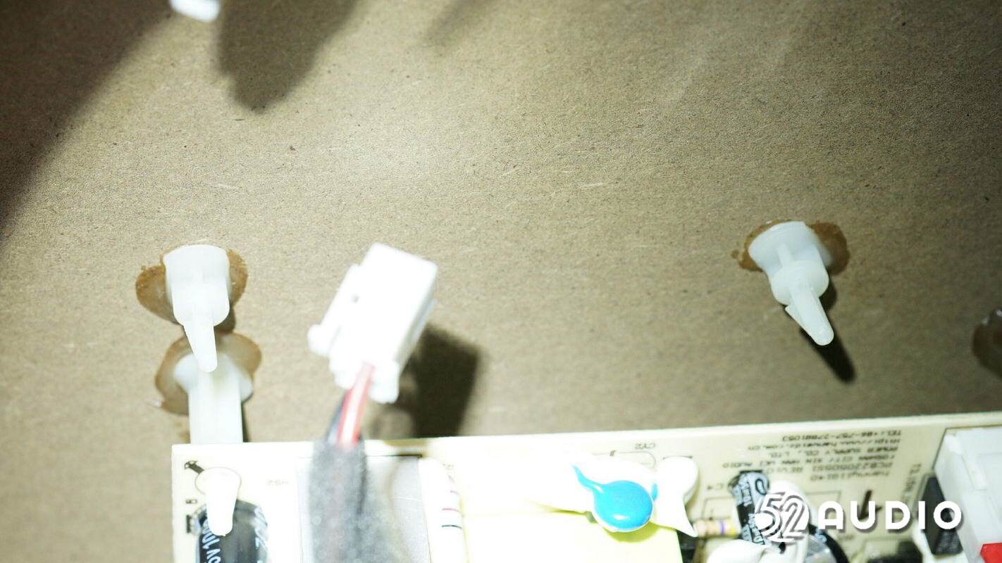 雷蛇天狼星v2专业版,razer雷蛇利维坦巨兽v2和天狼星v2